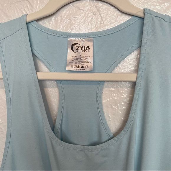 Zyia Active Sky Knot Tank Top size large - Picture 3 of 5